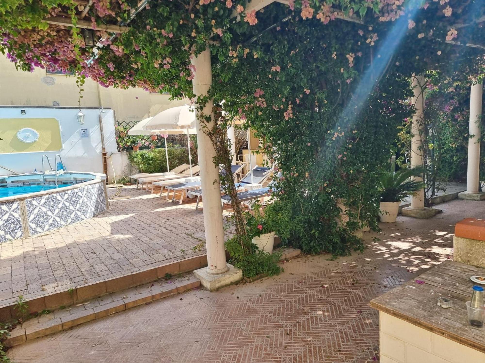 Appartement Villino Angela A Sant'Anna à Boscotrecase Extérieur photo