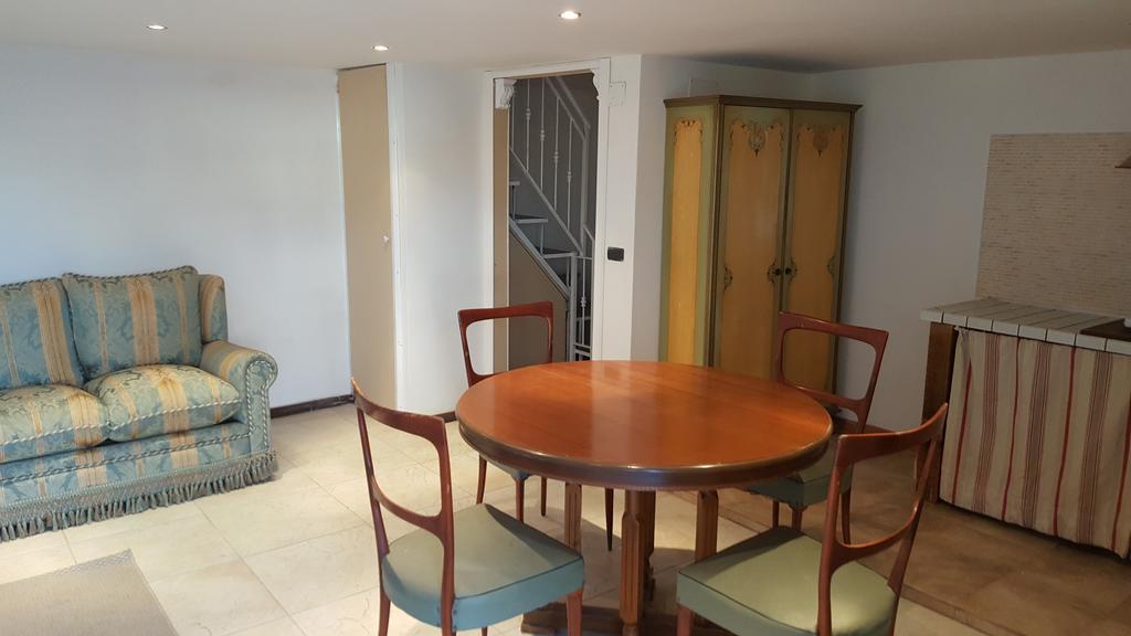 Appartement Villino Angela A Sant'Anna à Boscotrecase Extérieur photo