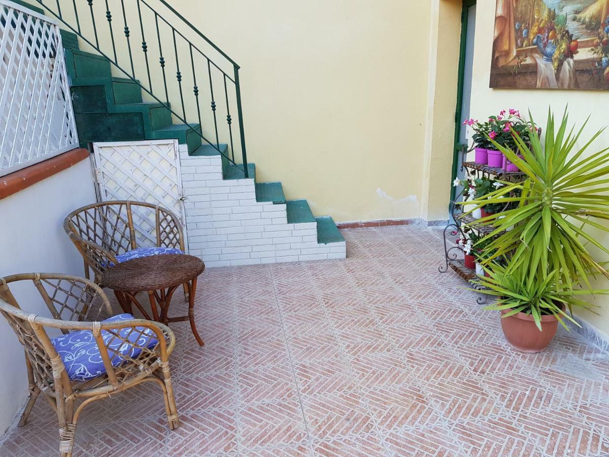 Appartement Villino Angela A Sant'Anna à Boscotrecase Extérieur photo